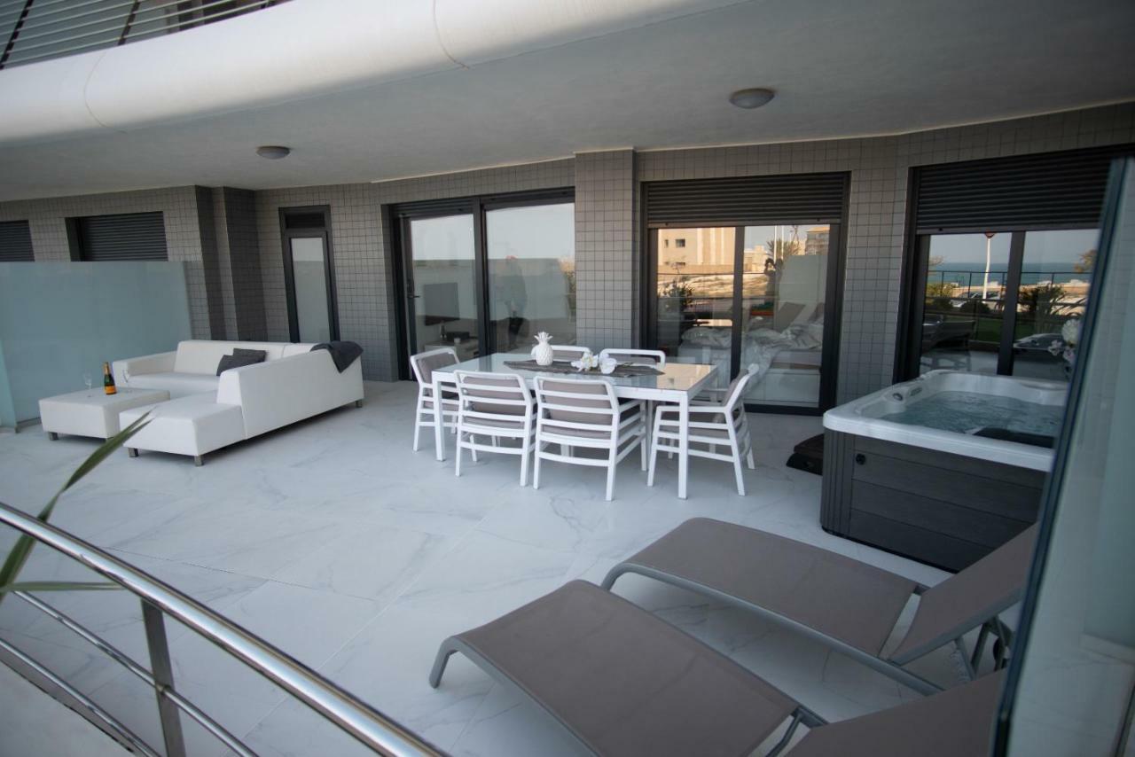 Infinity View Paradise Apartment آريناليس ديل سول المظهر الخارجي الصورة